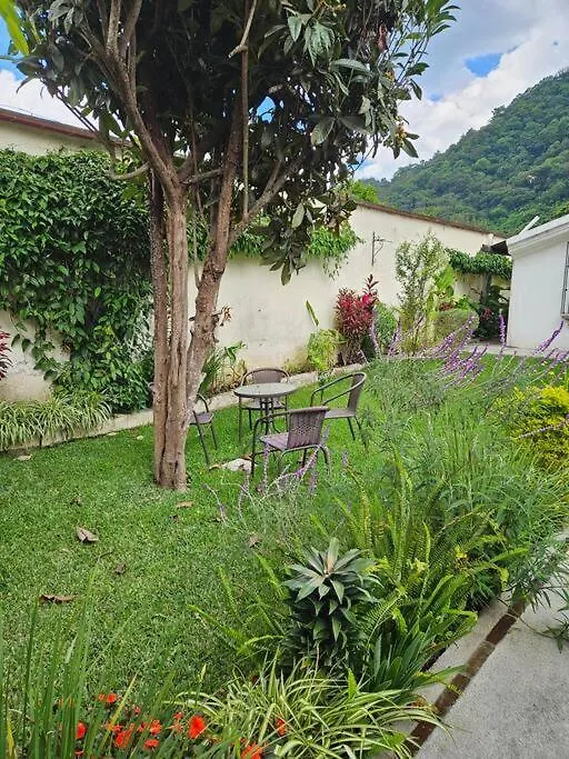 Casa de Férias Restful Hideaway Near Antigua Vila