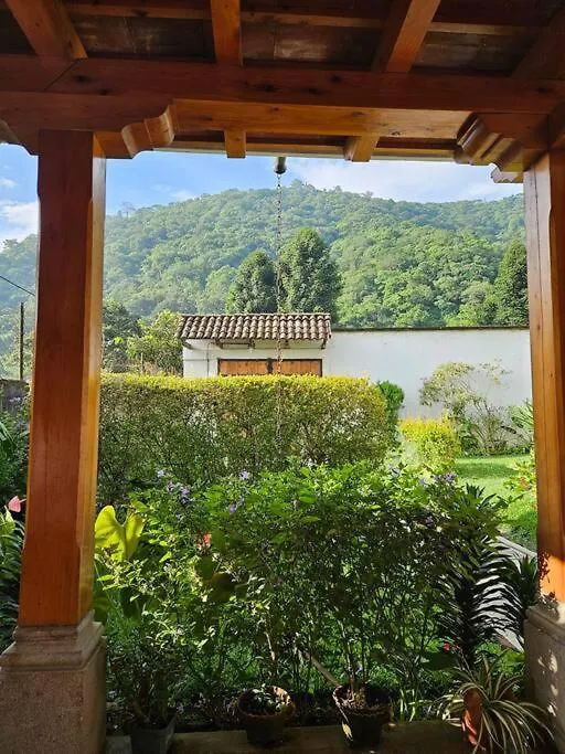 Casa de Férias Restful Hideaway Near Antigua Vila